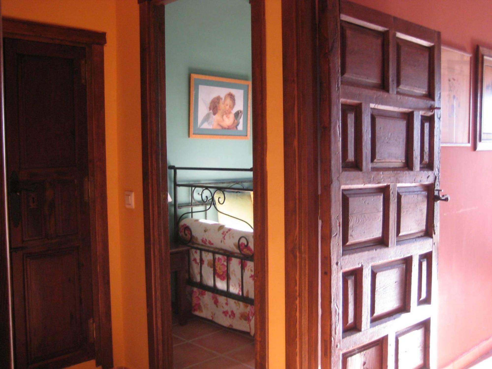 סגורה דה לה סיירה Apartamentos Saqura מראה חיצוני תמונה